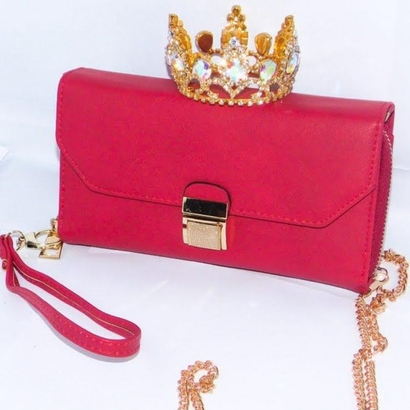 Wallets/Wristlets Galore - Picture 6 of 8